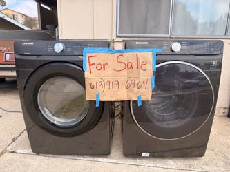 Samsung Front-Load Washer and Dryer Set