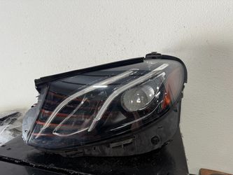 MERCEDES E CLASS LEFT HEADLIGHT 2019 