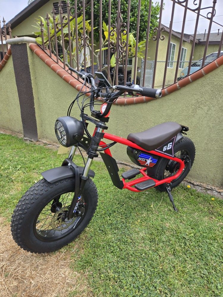 Brand New Akez Zx Kids Electric Bike, 350Watts Electric Bike, 18Mph Electric Bike, Kids Electric Bike, Electric Scooter, Power Wheels 🔥🔥🔥