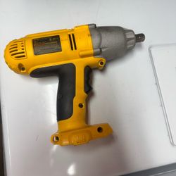 Dewalt battery powered tools