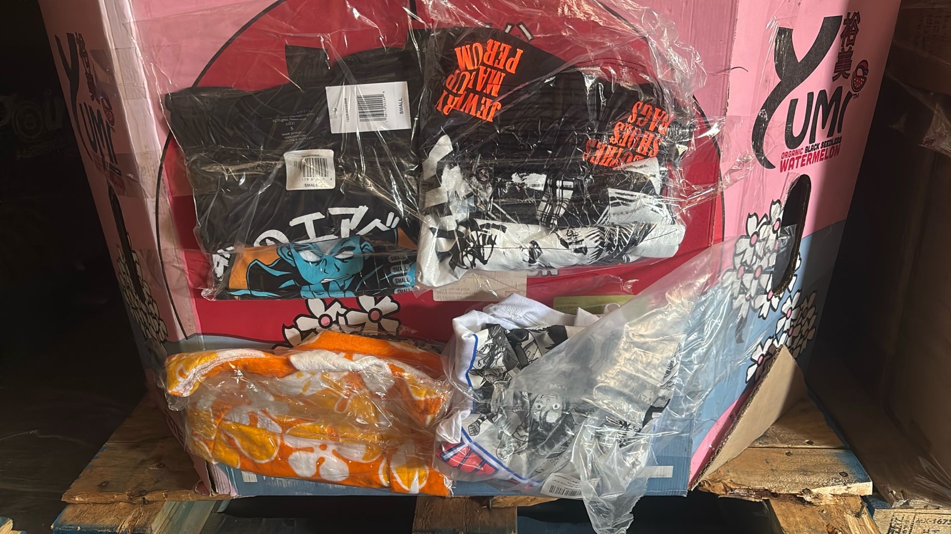 The Hole Palet Full Of Anime T-shirt
