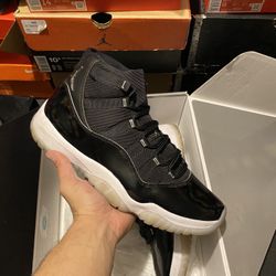 Jordan Jubilee 11s size 11.5 USED But Clean
