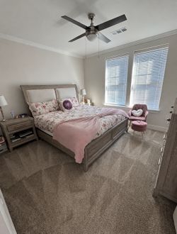 King Bedroom Set – Excellent Condition – $1,700 OBO ⭐