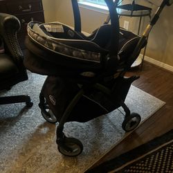 Graco Stroller + Car Seat Base