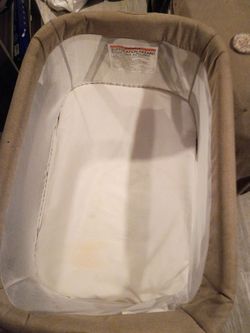 Newborn baby bassinet