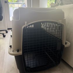 Top Paw Kennel 32L x 22W x 23H