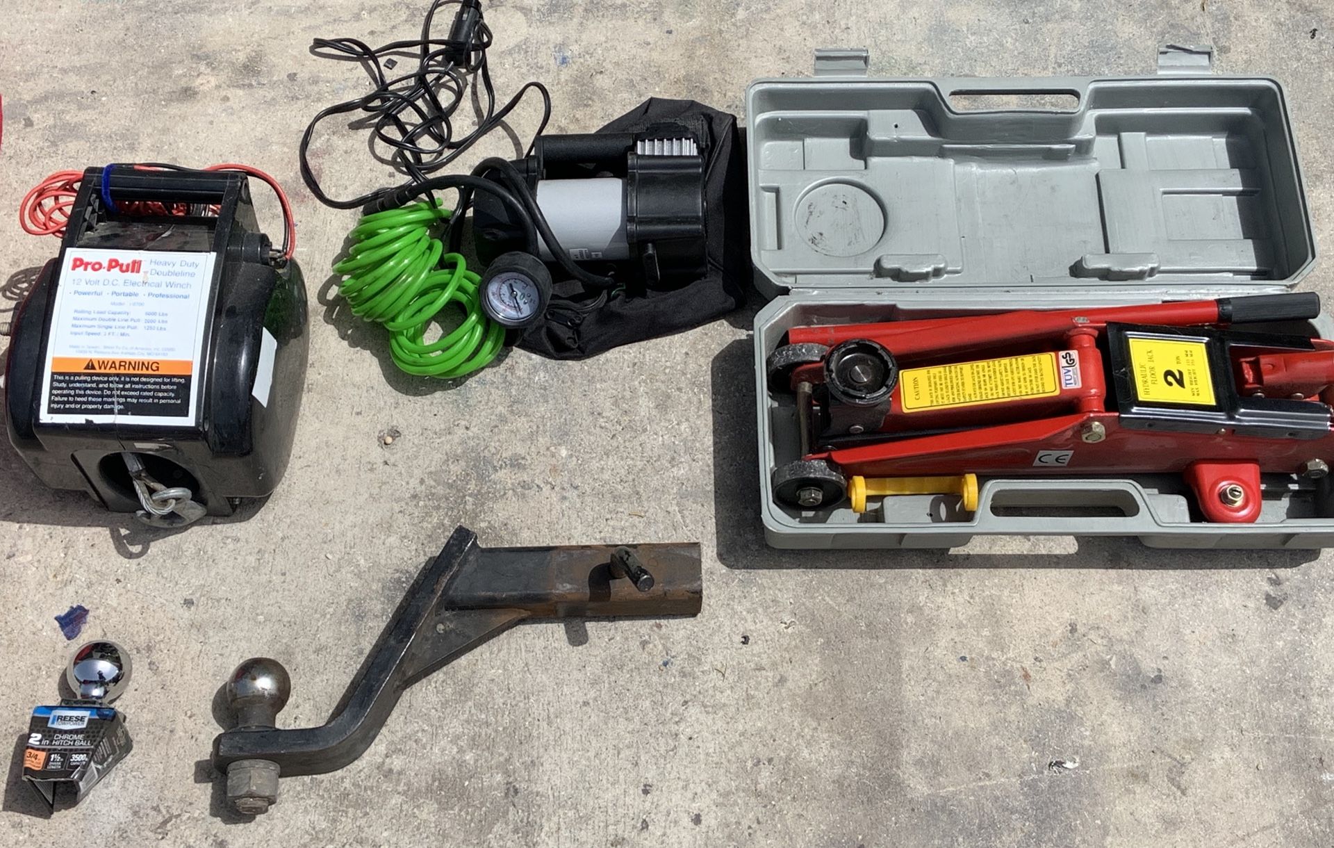 VEHICLE SAFETY/TOW KIT