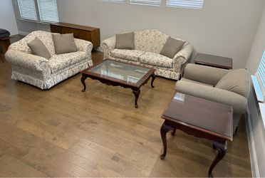 Thomasville Living Room set