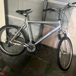 Specialized Expedition mountain bike