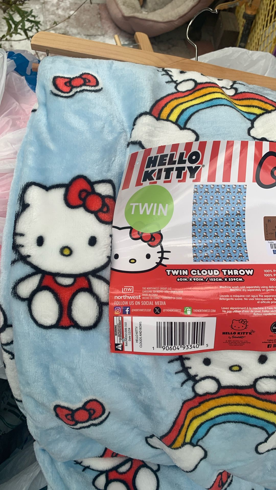 Hello Kitty Blanket 