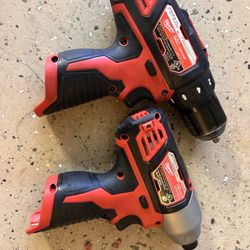 MILWAUKEE M12 IMPACT AND DRILL 
