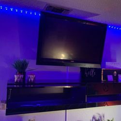 Light Up Media Station 