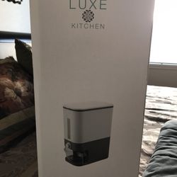 Luke Kitchen rice dispenser $25