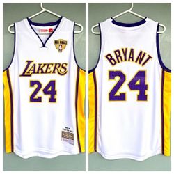 LA Lakers Jersey Kobe Bryant Brand New SIZE XL/52 for Sale in Beverly  Hills, CA - OfferUp