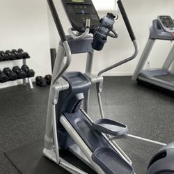 Precor Elliptical - EFX 425 Precision Series