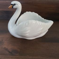 Vintage White Swan  Planter.