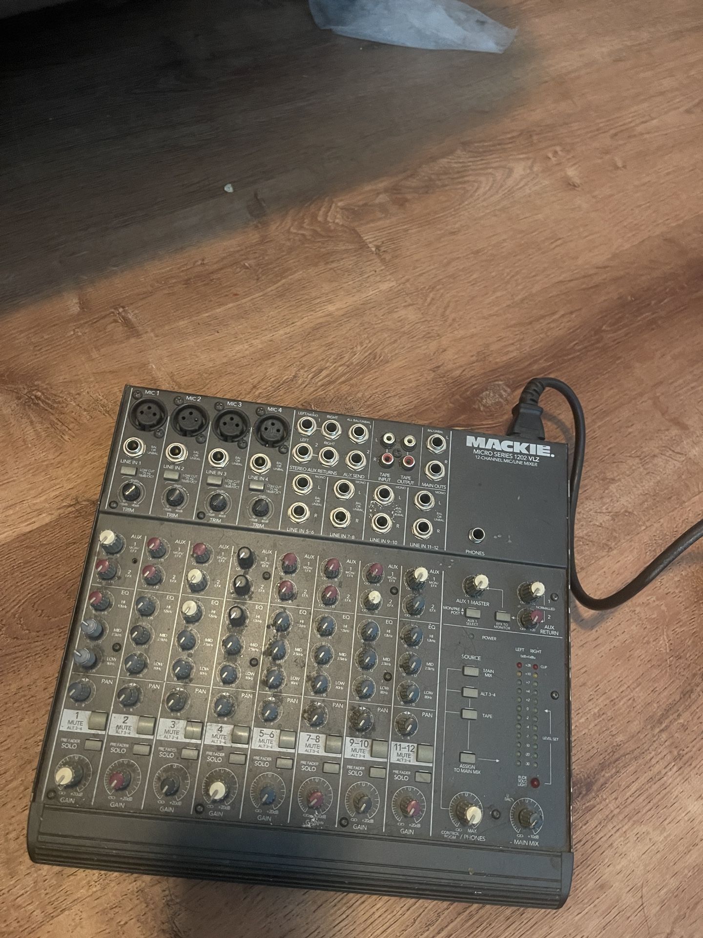 Mackie 1202-VLZ3 Compact Premium Mic / Line Audio Mixer $135 • GLENDALE, AZ