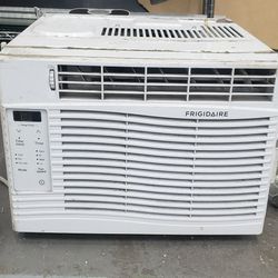 Window  Air Condicioner 5btu