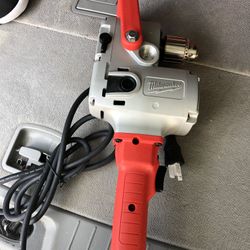 milwakee drill $200 FIRM