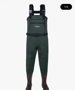 Green Neoprene Fishing Chest Waders size 6 new with tags