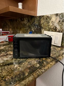 Kenwood Stereo DDX276BT