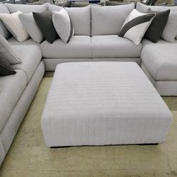 3 Piece Plush Sectional!