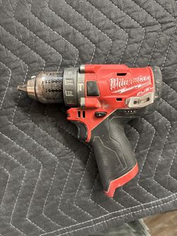 Milwaukee M12 Hammer Drill Driver Fuel - Tool Only