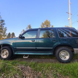 1996 Ford Explorer