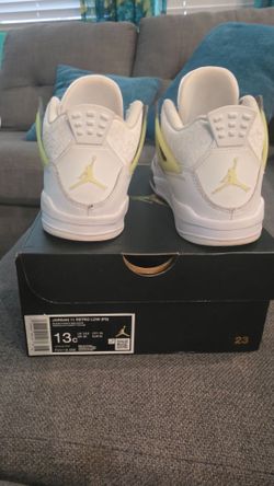 Jordan 4s Retro Low 'Lemon Twist"
kids size 13C