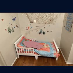 Toddle Size Bed 