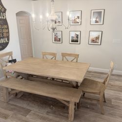 Pottery Barn Dining Table And Chairs 