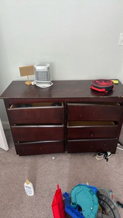 Kid dresser