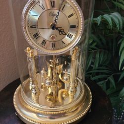 Chiming  Clock 