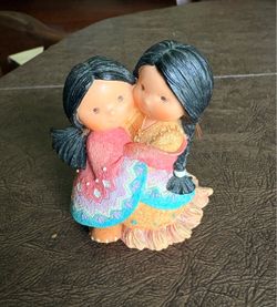 Friends of the Feather “Gotta Have a Hug” Enesco resin
