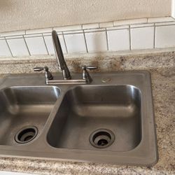 Stainless Steel Kitchen Sink 33”x22”