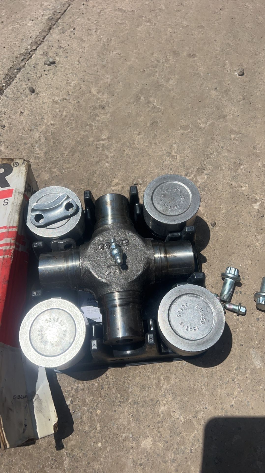 Spicer U Joint for Sale in Columbus, OH OfferUp