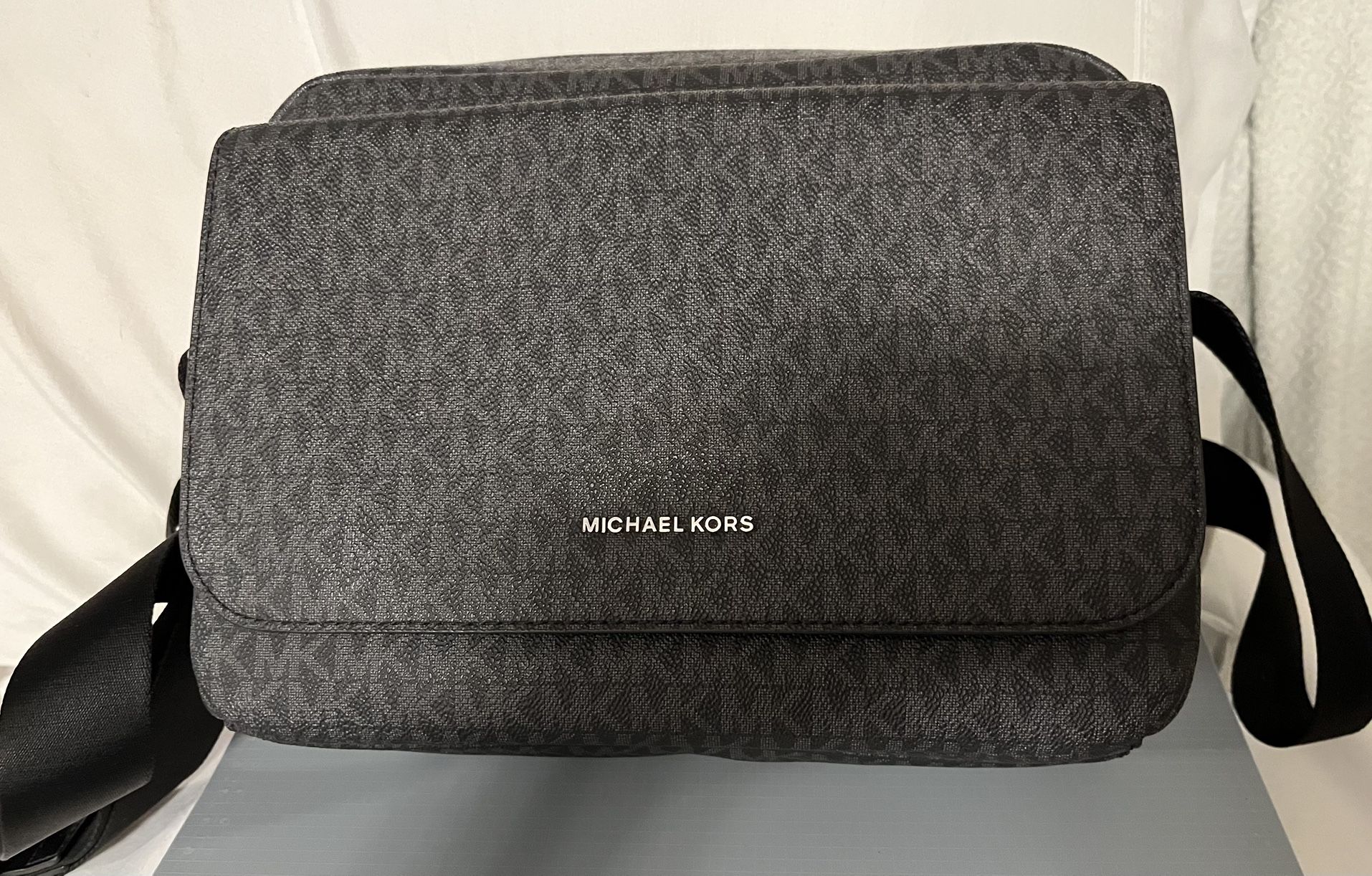 NWOT Michael Kors Black Leather Crossbody Bag