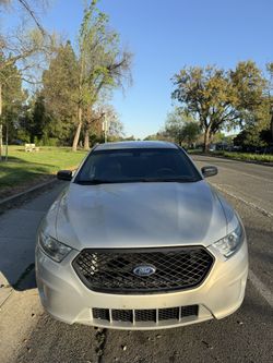 2015 Ford Taurus