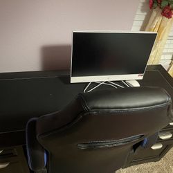 Sumsung Desktop 1000Ram , Gaming Chair And Table