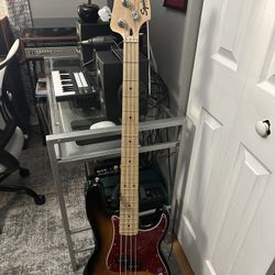 Squire Sonic Bass With Modified Pick Guard