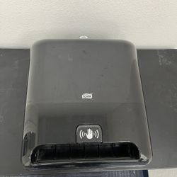 Tork Matic Paper Towel Dispenser - Sensor Dispensing
