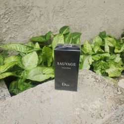Dior Sauvage EAUDE
PARFUM