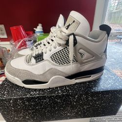 JORDAN 4 MILITARY 