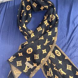 Louis Vuitton Men’s Scarf