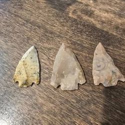 3 Arrowheads