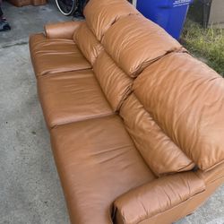 Smith & Gaines Leather Sofa Couch & Loveseat