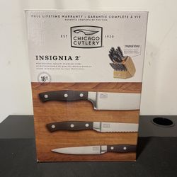 Chicago Cutlery Insignia 2 – 18-Piece Knife Block Set | NEW