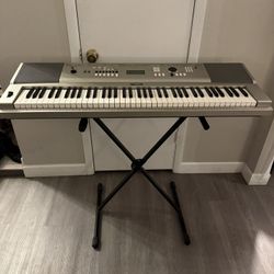 Yamaha Keyboard YPG-235