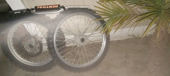 2 Tires For Motorcycle 