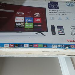 32 " TCL Roku TV & Remote 